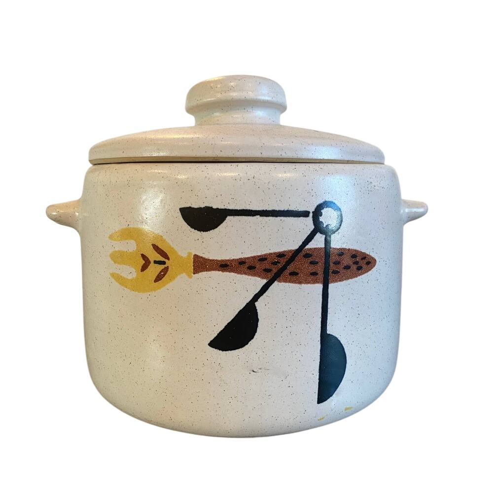 Vintage West Bend cookie jar, canister, 2 qt, bean pot